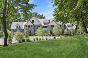 2 Barry Ct, Katonah, NY 10536 - Photo 2