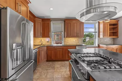 101 Old Mamaroneck Road #3B4, White Plains, NY 10605 - Photo 8