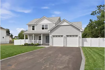 152 Jayne Avenue, Patchogue, NY 11772 - Photo 2