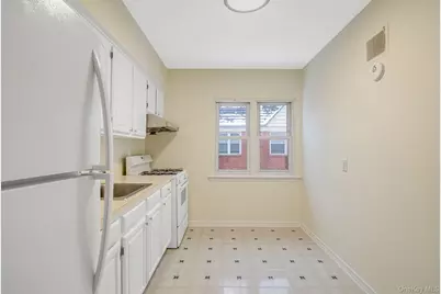75-07 198th Street #2, Fresh Meadows, NY 11366 - Photo 10