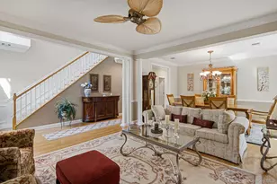 5 Green Ash St, Calverton, NY 11933 - Photo 10
