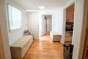 208 Wood Hampton Dr, White Plains, NY 10603 - Photo 12