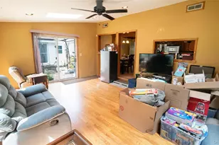 208 Wood Hampton Dr, White Plains, NY 10603 - Photo 8
