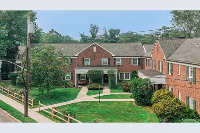 117 Robins Road #117, New Rochelle, NY 10801 - Photo 22