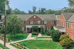 117 Robins Rd, New Rochelle, NY 10801 - Photo 22