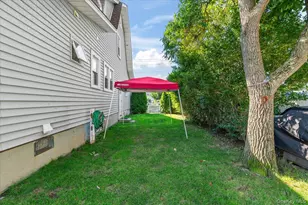16 Marlboro Pl, Bellmore, NY 11710 - Photo 14