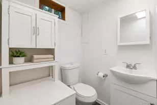 16 Marlboro Pl, Bellmore, NY 11710 - Photo 10
