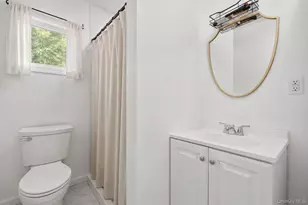 16 Marlboro Pl, Bellmore, NY 11710 - Photo 8