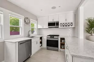 16 Marlboro Pl, Bellmore, NY 11710 - Photo 6