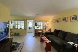 274 Berwick Ct, Ridge, NY 11961 - Photo 12