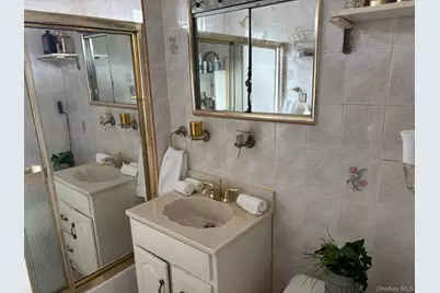 225-24 105th Avenue, Queens Village, NY 11429 - Photo 30