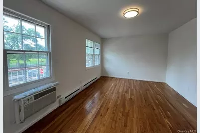 165 Manorhaven Boulevard #C, Port Washington, NY 11050 - Photo 16