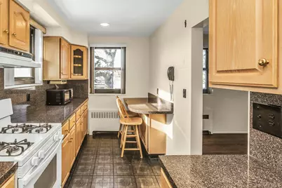 21-47 Utopia Parkway #2, Whitestone, NY 11357 - Photo 6