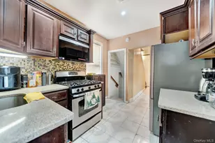 133-62 243rd St, Rosedale, NY 11422 - Photo 6