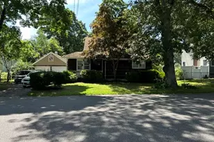 46 McGaw Ave, Lake Grove, NY 11755 - Photo 2
