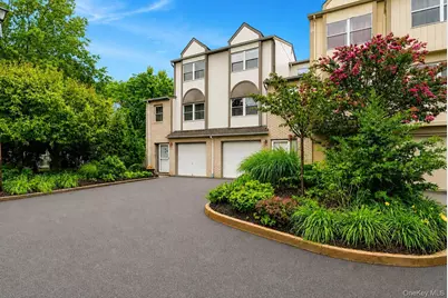 20 Milford Court, Nanuet, NY 10954 - Photo 1