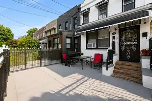 960 E 221st St, Bronx, NY 10469 - Photo 2