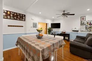 960 E 221st St, Bronx, NY 10469 - Photo 8