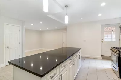 140 E Hartsdale Avenue #1A, Hartsdale, NY 10530 - Photo 6