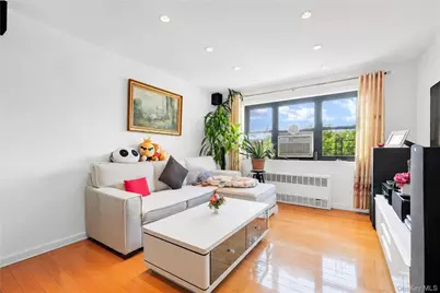 138-25 31 Drive #6L, Flushing, NY 11354 - Photo 1