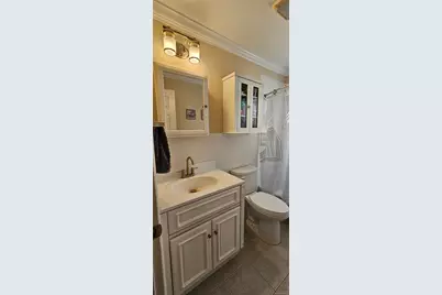 237 N Middletown Road #H, Pearl River, NY 10965 - Photo 10