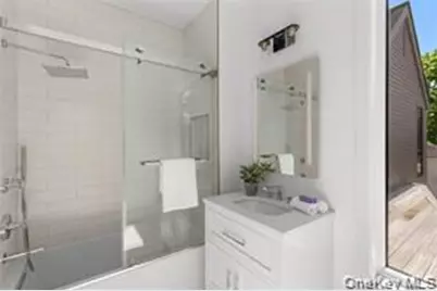 66 Hillside Drive E, Sag Harbor, NY 11963 - Photo 20