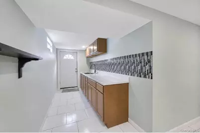 165 Wilfred Boulevard, Hicksville, NY 11801 - Photo 30