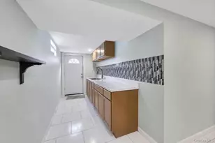 165 Wilfred Blvd, Hicksville, NY 11801 - Photo 30