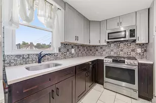 21 Bryn Mawr Pl, Yonkers, NY 10701 - Photo 30