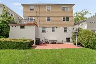21 Bryn Mawr Pl, Yonkers, NY 10701 - Photo 42