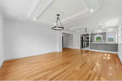 21 Bryn Mawr Place, Yonkers, NY 10701 - Photo 10