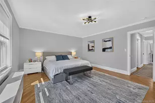 49 Bixley Heath, Lynbrook, NY 11563 - Photo 16