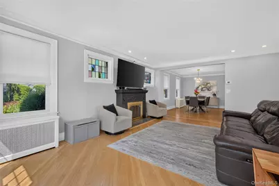 49 Bixley Heath, Lynbrook, NY 11563 - Photo 6