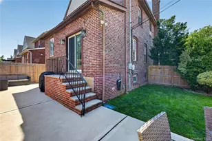 49 Bixley Heath, Lynbrook, NY 11563 - Photo 28