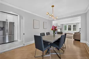 49 Bixley Heath, Lynbrook, NY 11563 - Photo 8