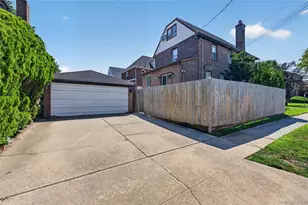 49 Bixley Heath, Lynbrook, NY 11563 - Photo 26
