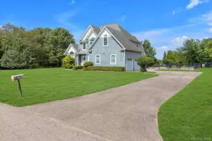 723 Doctors Path Estates, Riverhead, NY 11901 - Photo 28