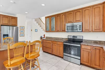 723 Doctors Path Estates, Riverhead, NY 11901 - Photo 8