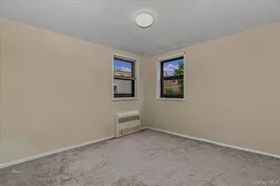 143-30 Roosevelt Ave, Flushing, NY 11354 - Photo 16
