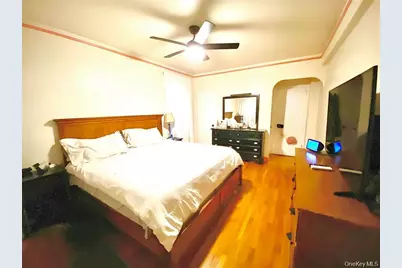 190 E Mosholu Parkway S #1J, Bronx, NY 10458 - Photo 12