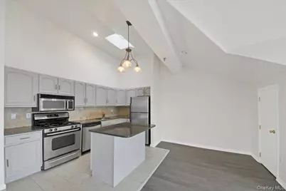 1424 Outlook Avenue #3, Bronx, NY 10465 - Photo 8