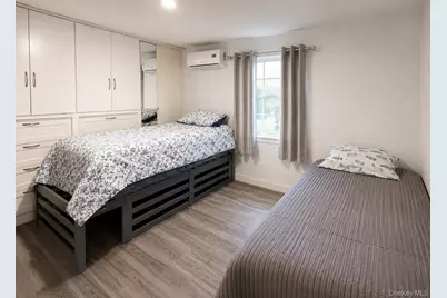 105 Oak View Highway #20, East Hampton, NY 11937 - Photo 8