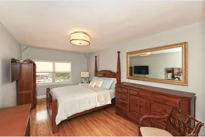 3250 32nd Street, Astoria, NY 11106 - Photo 12