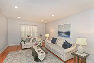 32-50 32nd St, Astoria, NY 11106 - Photo 4