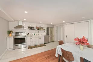 32-50 32nd St, Astoria, NY 11106 - Photo 18