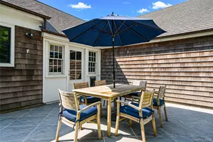 188 Hallock St, Riverhead, NY 11901 - Photo 18