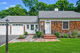 188 Hallock St, Riverhead, NY 11901 - Photo 2