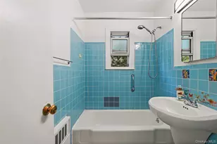 50 Charter Cir, Ossining, NY 10562 - Photo 6