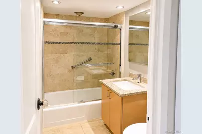 1155 Warburton Avenue #2 P-R, Yonkers, NY 10701 - Photo 16