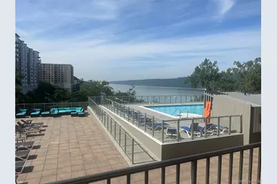 1155 Warburton Avenue #2 P-R, Yonkers, NY 10701 - Photo 18